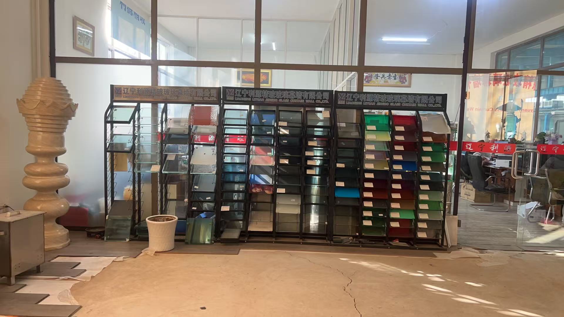 宁波市工程玻璃批量采购夹层夹丝玻璃 - 价格
